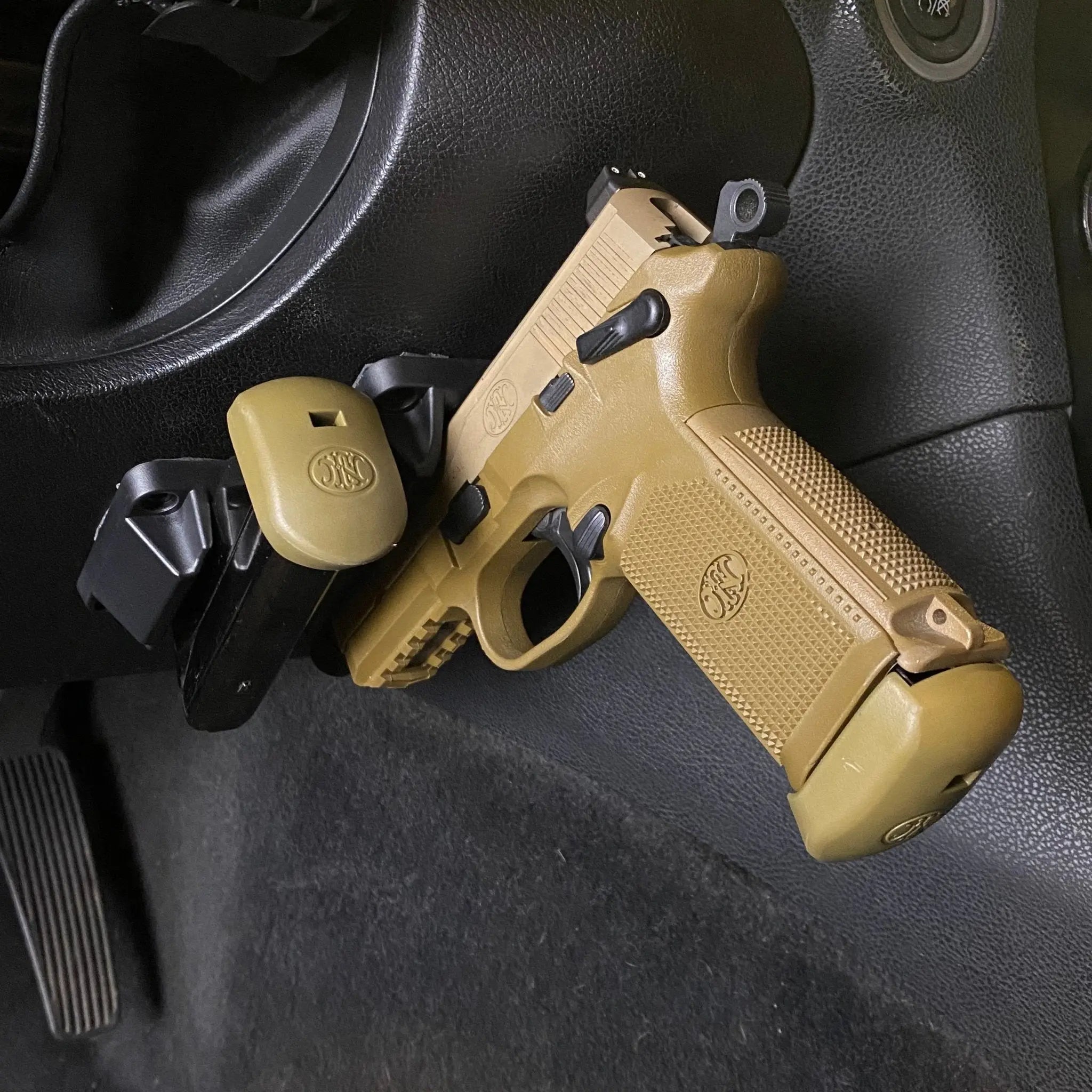 Magnetic Mount PRO™ - Armament Pro